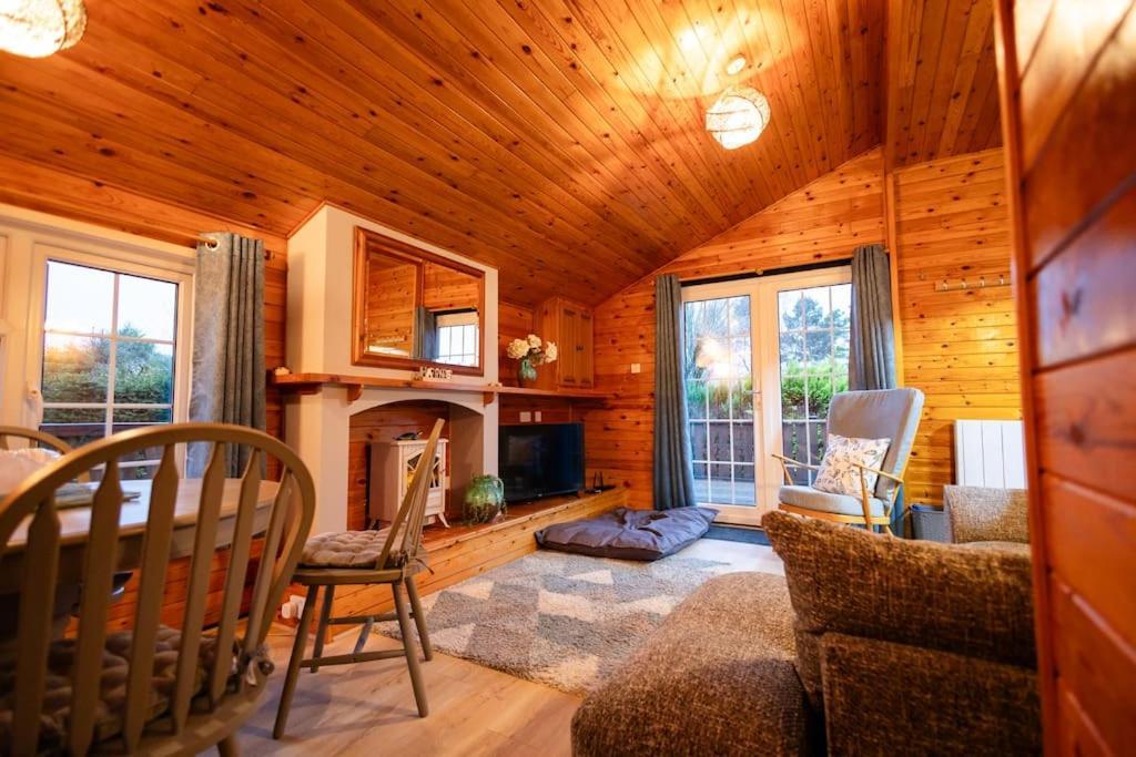 Rural Log Cabin In Snowdonia Near Coed Y Brenin By Seren Short Stays Ffestiniog Exterior foto